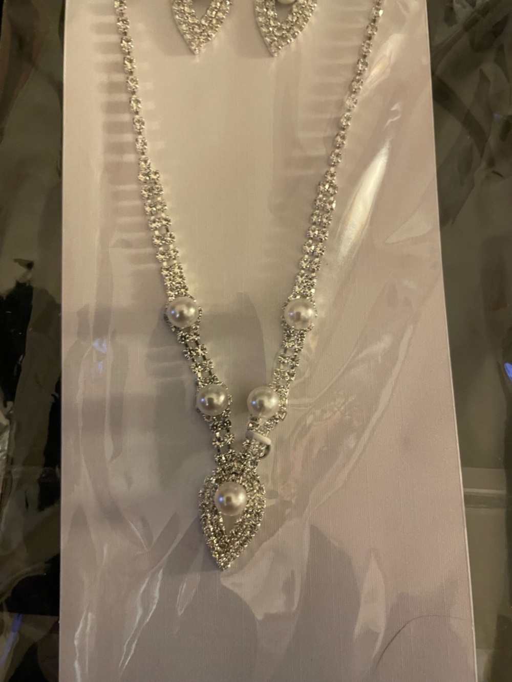 Silver Pearl Teardrop Necklace and Earring Set - Picture 7 of 7